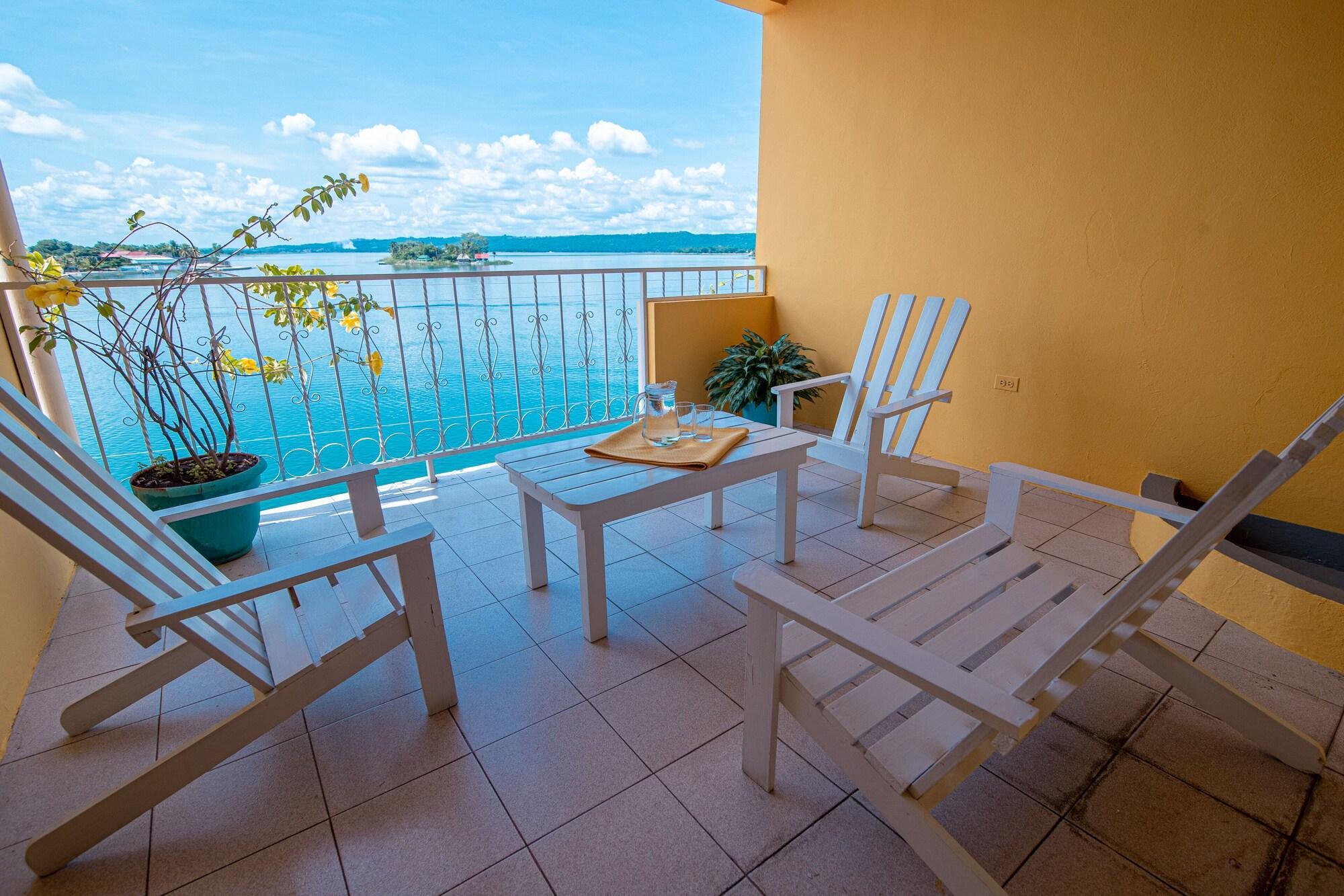 Hotel Flores De Peten Y Restaurante Экстерьер фото
